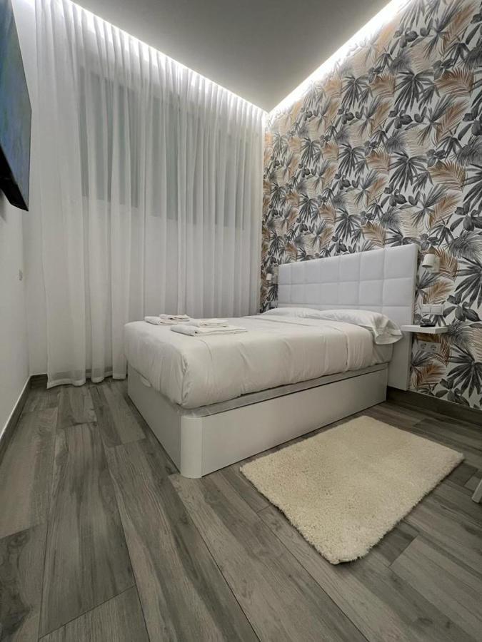 Hotel Ch Tanez Carolina A à Madrid Extérieur photo